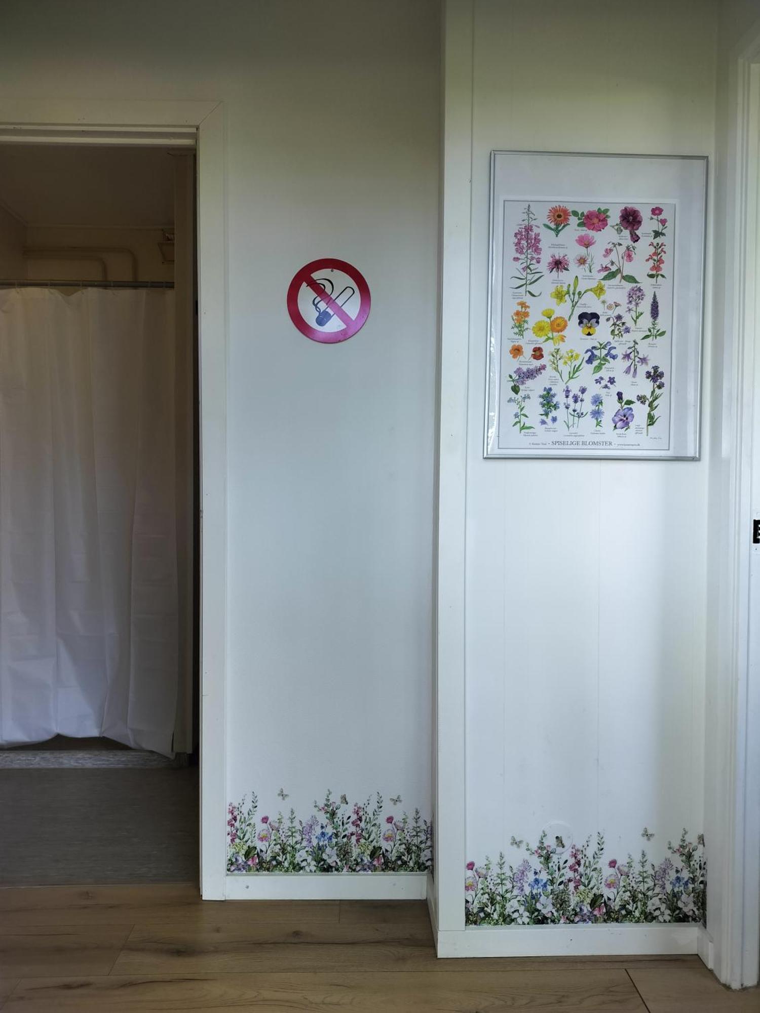 Vaerelse I Hytte Ved Stege Nor エクステリア 写真